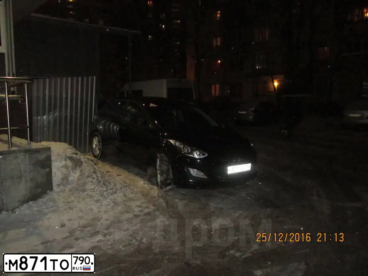 Фото автомобиля LEXUS IS300, 2020 — госномер М871ТО790. Цвет: СЕРЫЙ