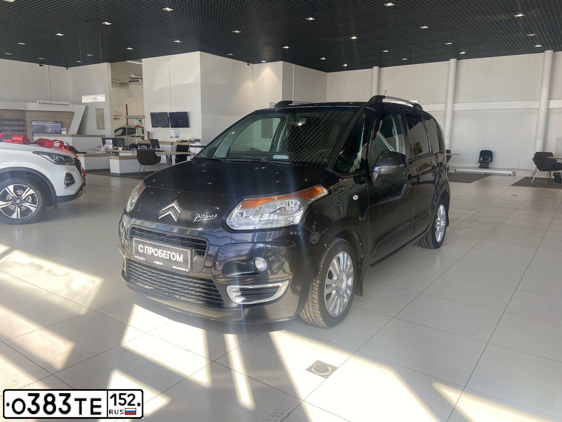 Фото автомобиля CITROEN C3 PICASSO, 2011 — госномер А857АВ252. Цвет: ЧЕРНЫЙ