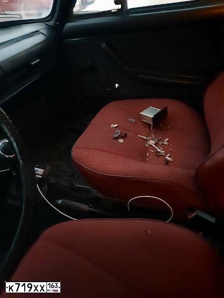 Фото автомобиля LADA 2106 LADA, 1981 — госномер Е711ВК763. Цвет: БАКЛАЖАН