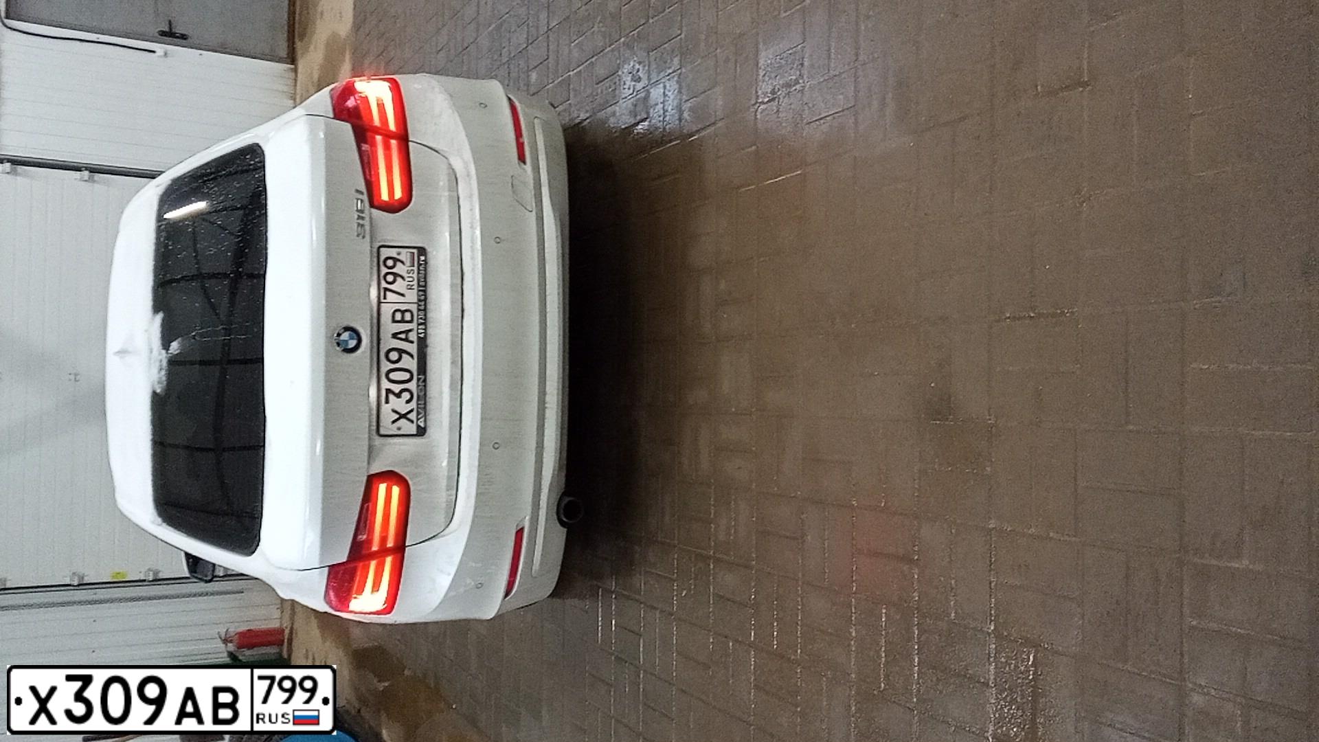 Фото автомобиля BMW SERIE 3, 2015 — госномер Х309АВ799. Цвет: БЕЛЫЙ МЕТАЛЛИК
