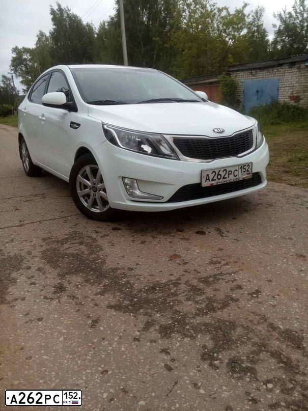 Фото автомобиля HYUNDAI I20, 2009 — госномер А262РС152. Цвет: ВИШНЕВЫЙ
