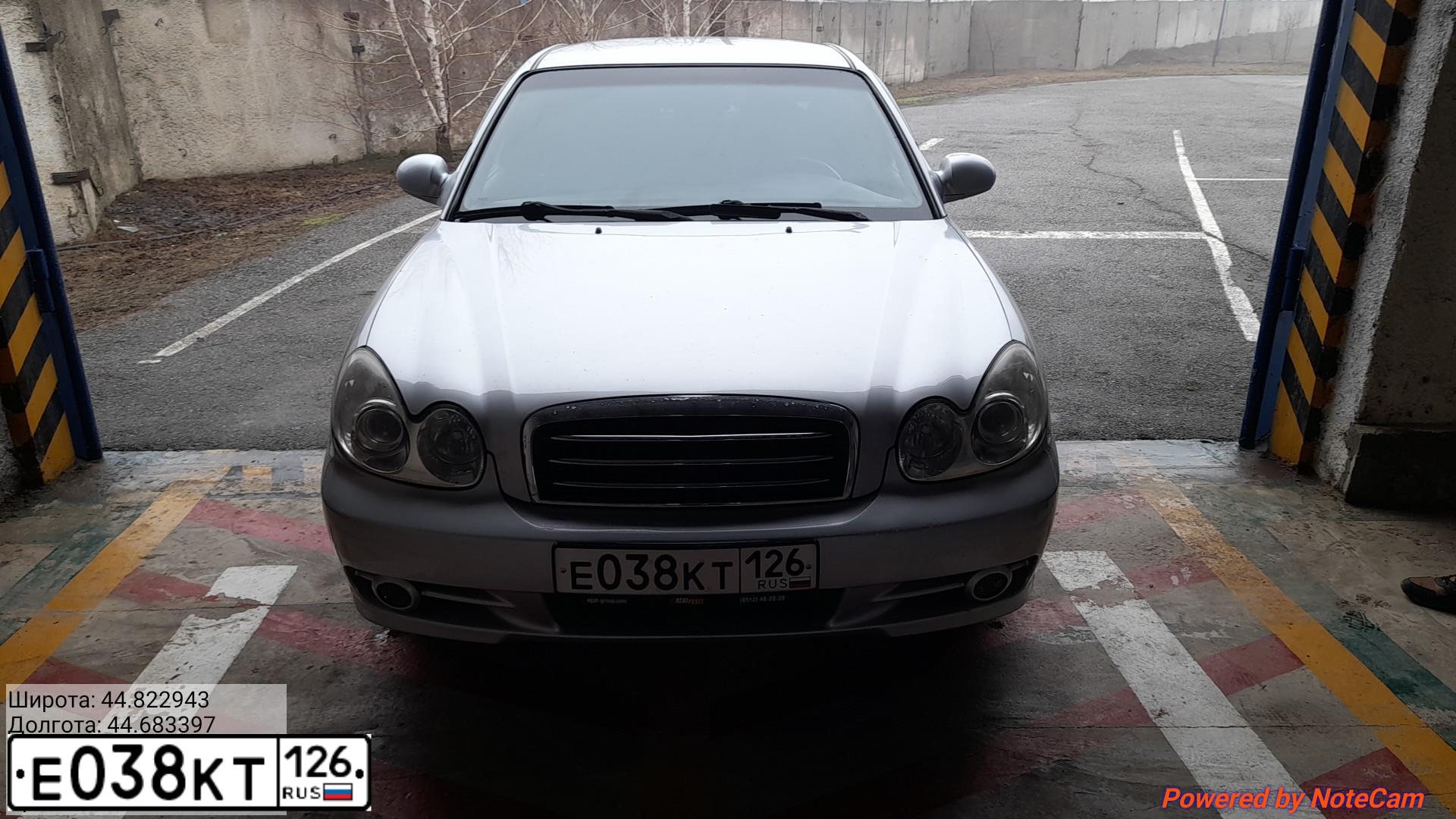 Фото автомобиля TAGAZ SONATA, 2005 — госномер Е038КТ126. Цвет: Серебристый
