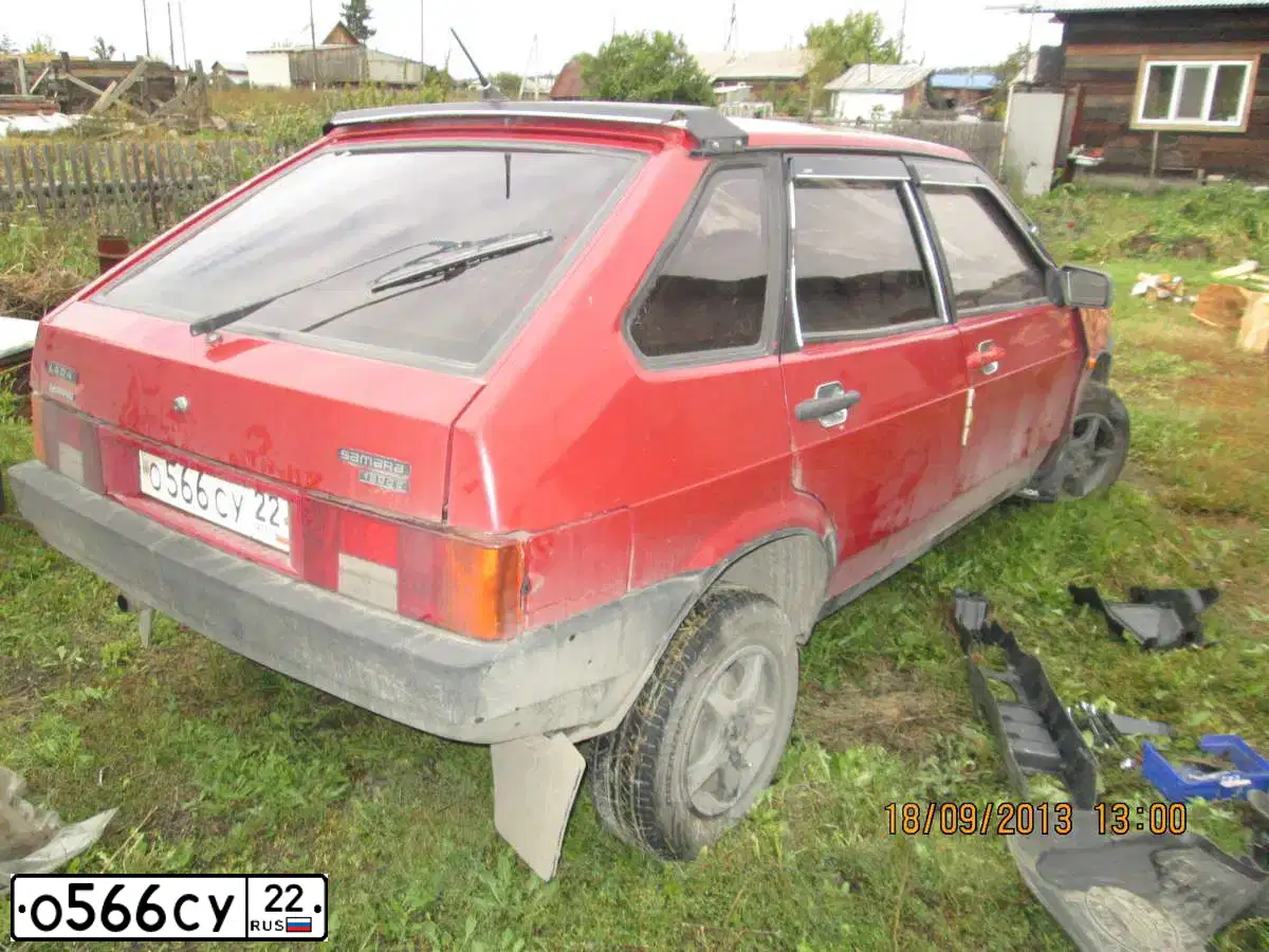 Фото автомобиля LADA 2109 SAMARA, 1996 — госномер У738КС22. Цвет: ВИШНЕВЫЙ