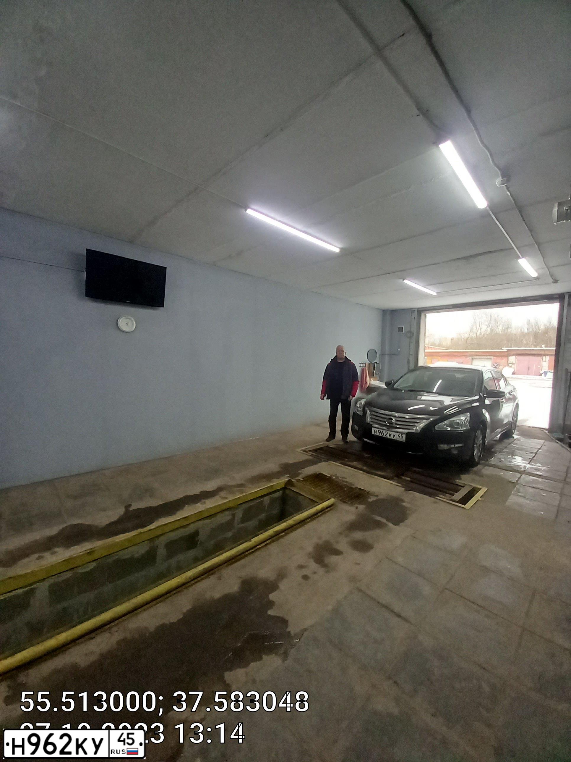 Фото автомобиля NISSAN TEANA, 2014 — госномер М765УН82. Цвет: ЧЕРНЫЙ