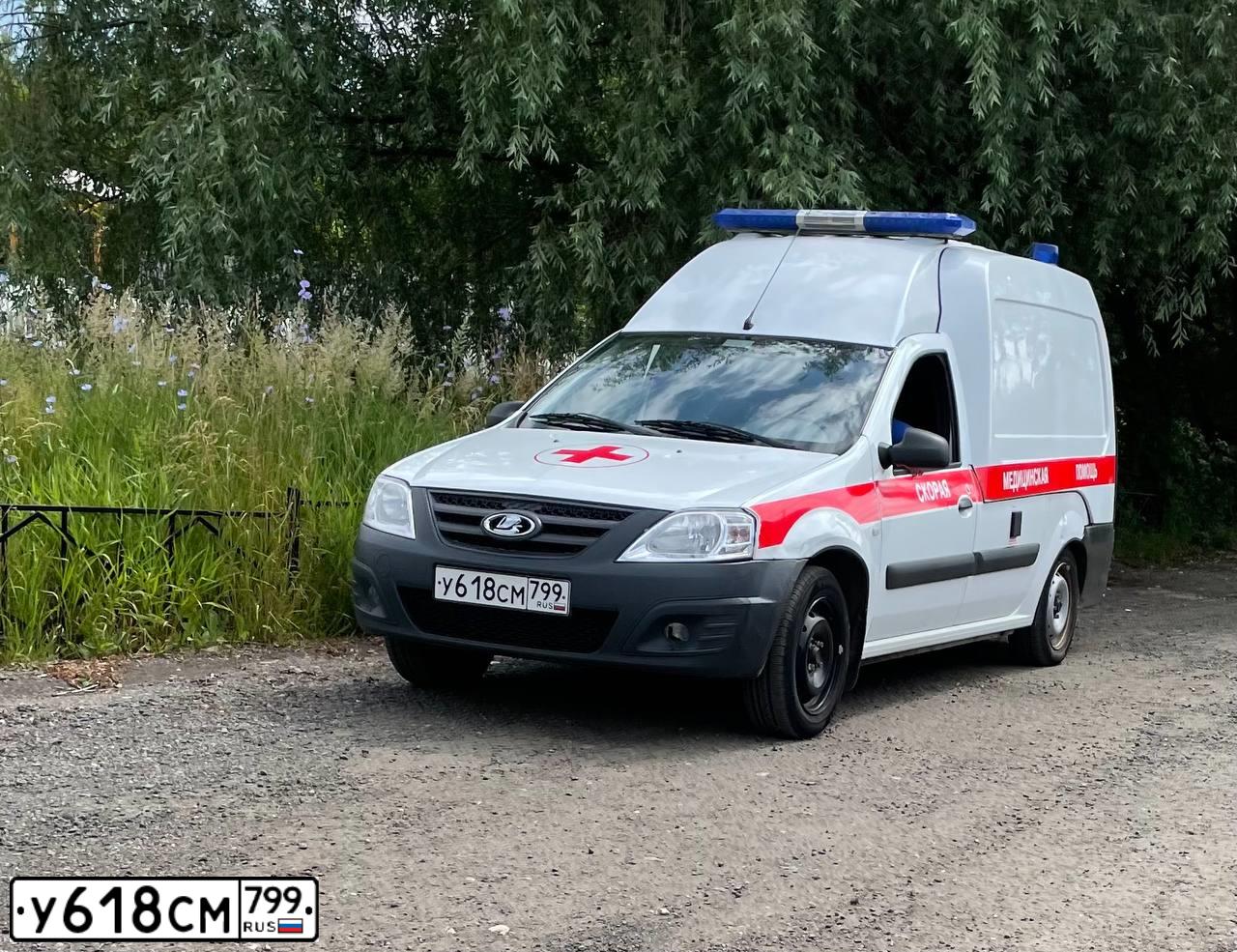 Фото автомобиля LADA LARGUS, 2020 — госномер У618СМ799. Цвет: ЦВ СХ А1 ПО ГОСТ Р 50574-2019