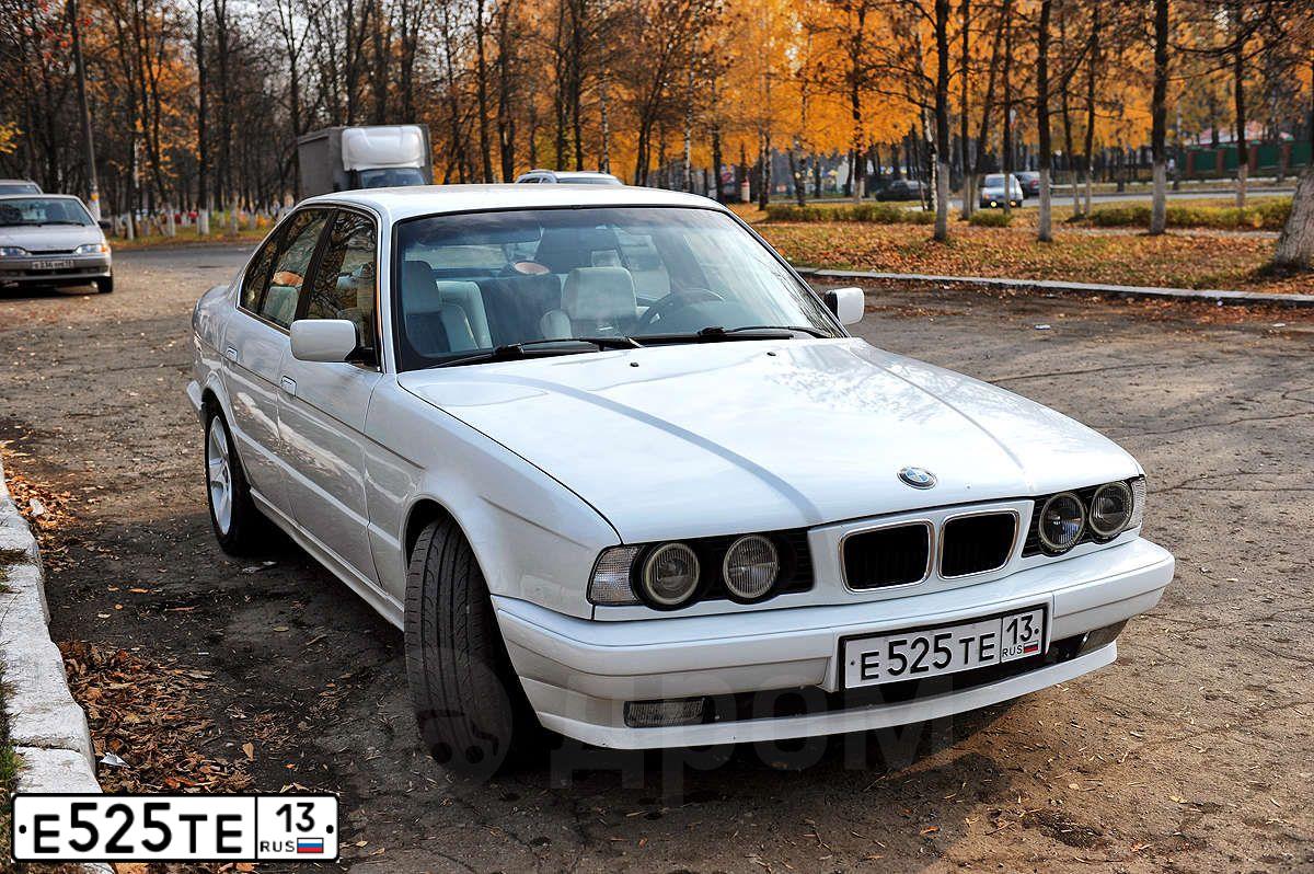 Фото автомобиля BMW SERIE 5, 1990 — госномер Е525ТЕ13. Цвет: БЕЛЫЙ
