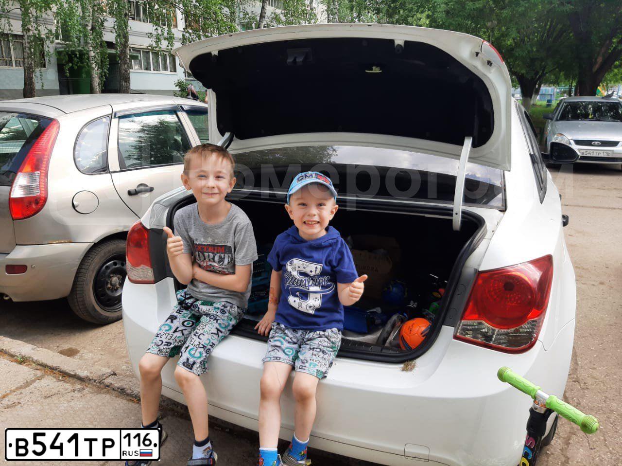 Фото автомобиля LADA 2170 PRIORA, 2010 — госномер Н301ХР716. Цвет: СВЕТЛО-СЕРЕБРИСТЫЙ МЕТАЛЛ