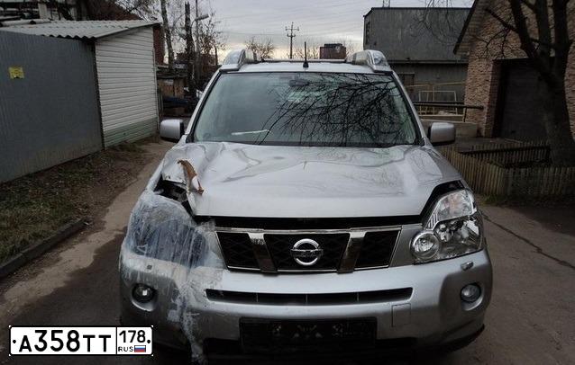 Фото автомобиля NISSAN X-TRAIL, 2011 — госномер К373АВ53. Цвет: Серебристый