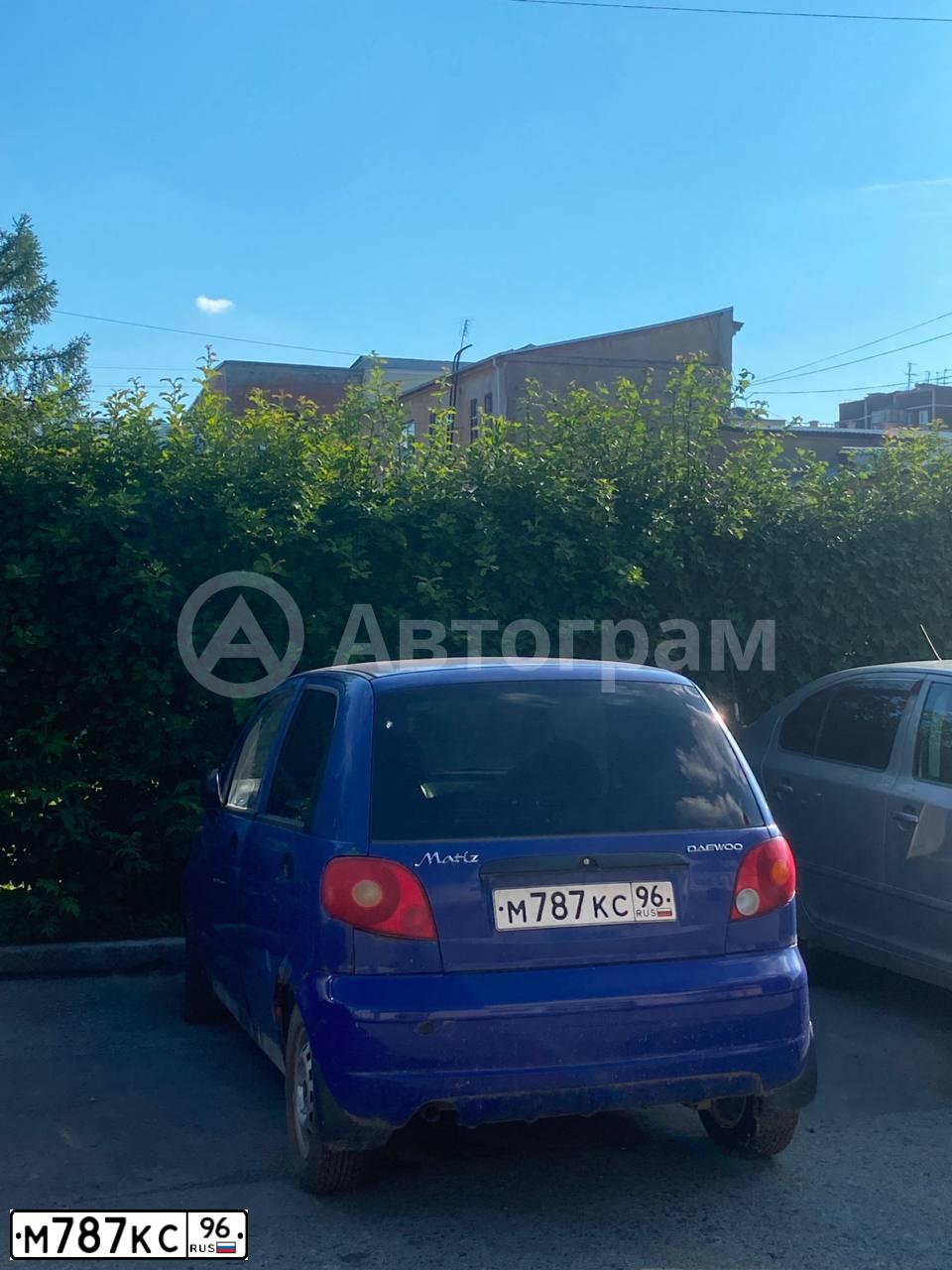 Фото автомобиля DAEWOO MATIZ, 2004 — госномер М787КС96. Цвет: ТЕМНО-СИНИЙ