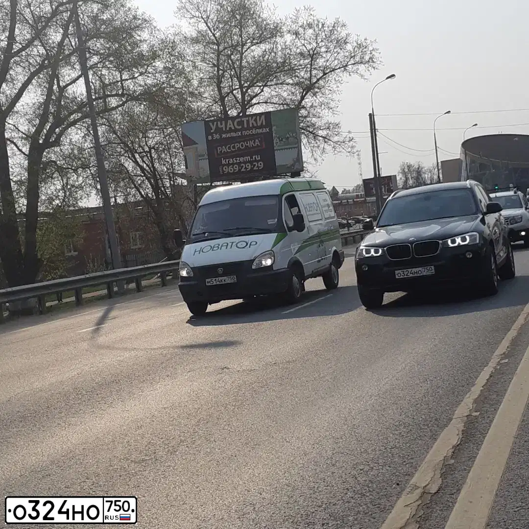 Фото автомобиля BMW X3, 2015 — госномер О324НО750. Цвет: ЧЕРНЫЙ