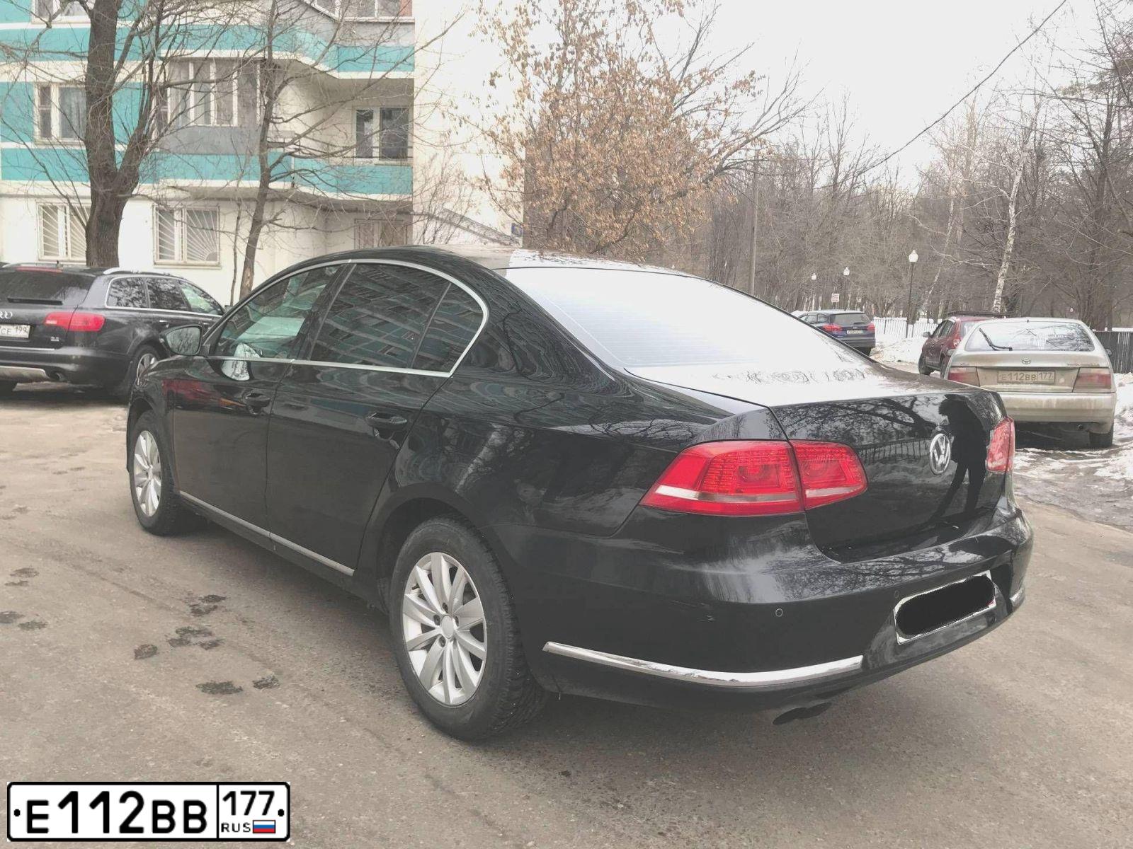 Фото автомобиля TOYOTA COROLLA, 1996 — госномер Е112ВВ177. Цвет: Серый