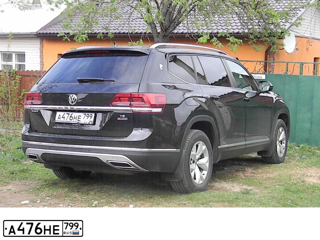 Фото автомобиля VOLKSWAGEN TERAMONT, 2018 — госномер А476НЕ799. Цвет: ЧЕРНЫЙ