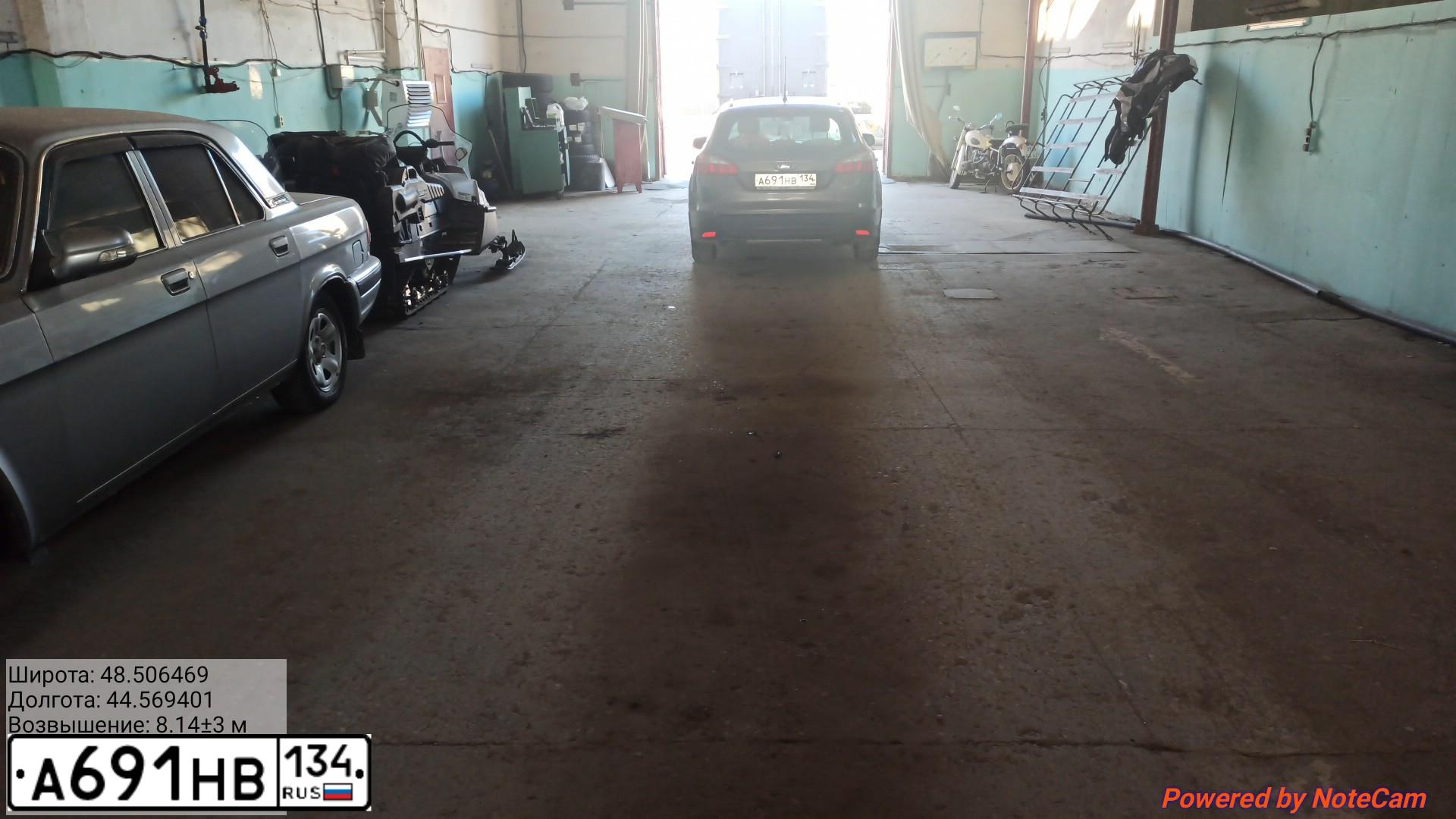 Фото автомобиля FORD FOCUS, 2012 — госномер А691НВ134. Цвет: СЕРО КОРИЧНЕВЫЙ