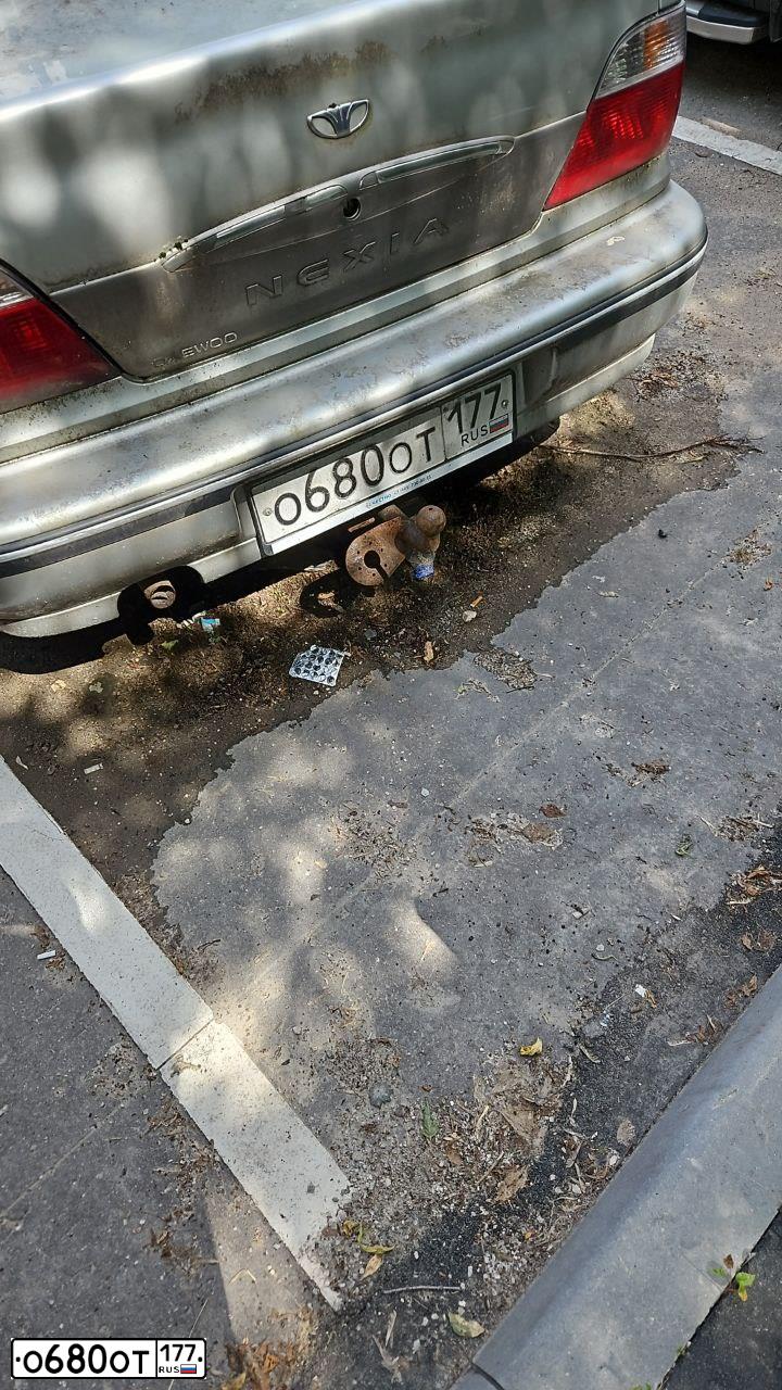 Фото автомобиля DAEWOO O NEXIA, 2006 — госномер О680ОТ177. Цвет: БЕЛЫЙ СЕРЕБРИСТЫЙ