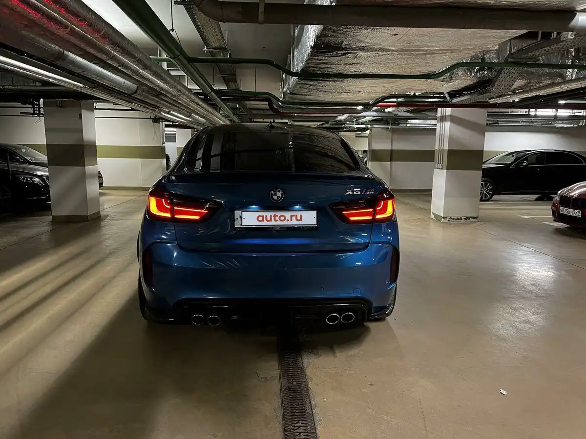 Фото автомобиля BMW 320D, 2018 — госномер В018АУ252. Цвет: КРАСНЫЙ