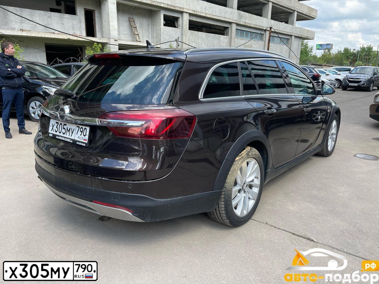 Фото автомобиля OPEL INSIGNIA, 2014 — госномер О182ВС977. Цвет: Коричневый