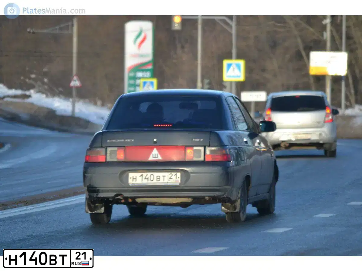 Фото автомобиля LADA 2110, 2006 — госномер Н140ВТ21. Цвет: ГРАФИТОВЫЙ МЕТАЛЛИК