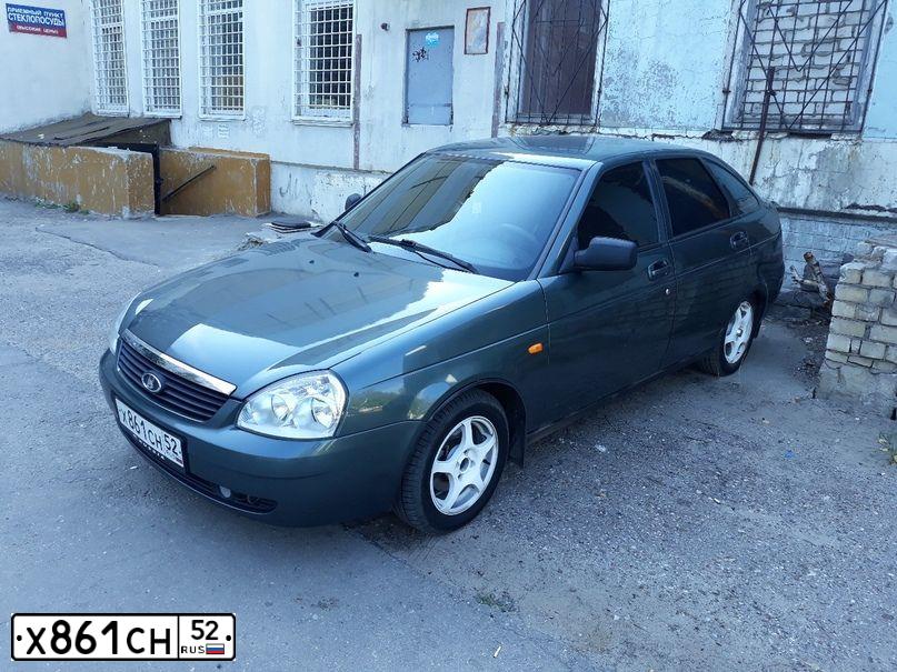 Фото автомобиля LADA 2172 PRIORA, 2008 — госномер У502СС152. Цвет: СЕРО-ЗЕЛЕНЫЙ