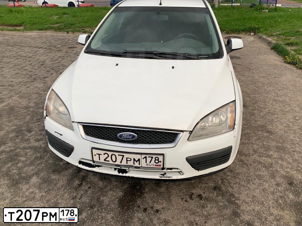 Фото автомобиля ФОРД ФОКУС, 2007 — госномер К132НА53. Цвет: Белый