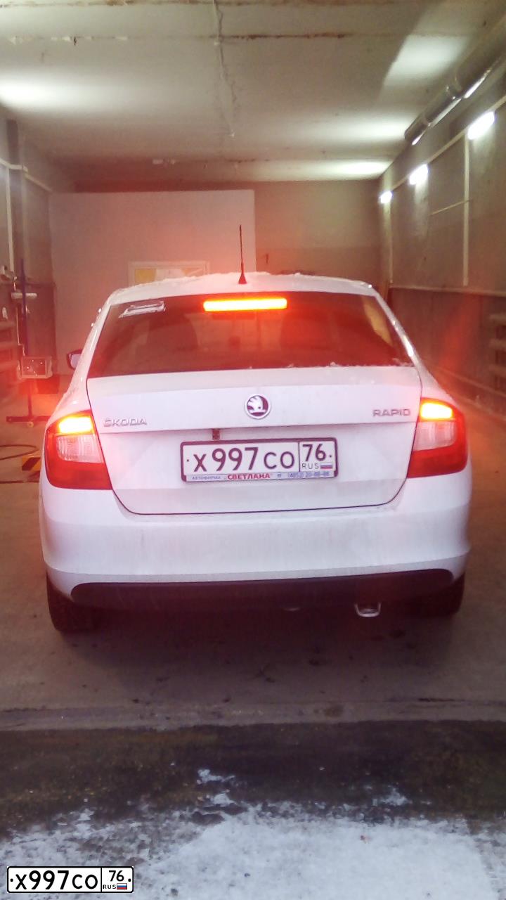 Фото автомобиля BMW X6, 2016 — госномер Н658УМ777. Цвет: ЧЕРНЫЙ
