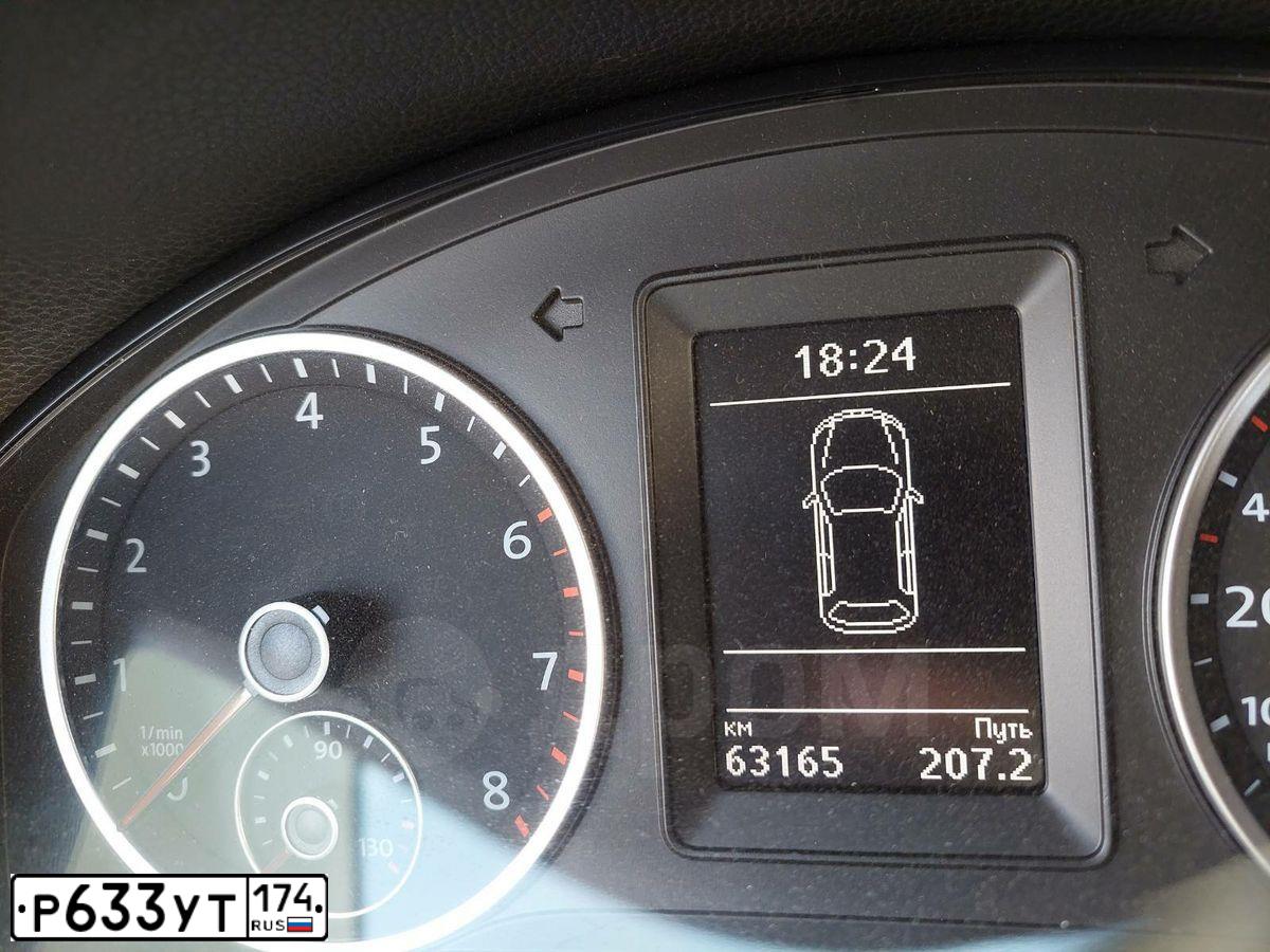 Фото автомобиля VOLKSWAGEN TIGUAN, 2013 — госномер Р633УТ174. Цвет: ЧЕРНЫЙ
