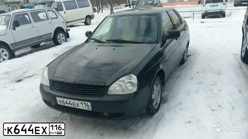 Фото автомобиля LADA 2172 PRIORA, 2008 — госномер Р283ОС11. Цвет: ГРАФИТОВЫЙ МЕТАЛЛИК