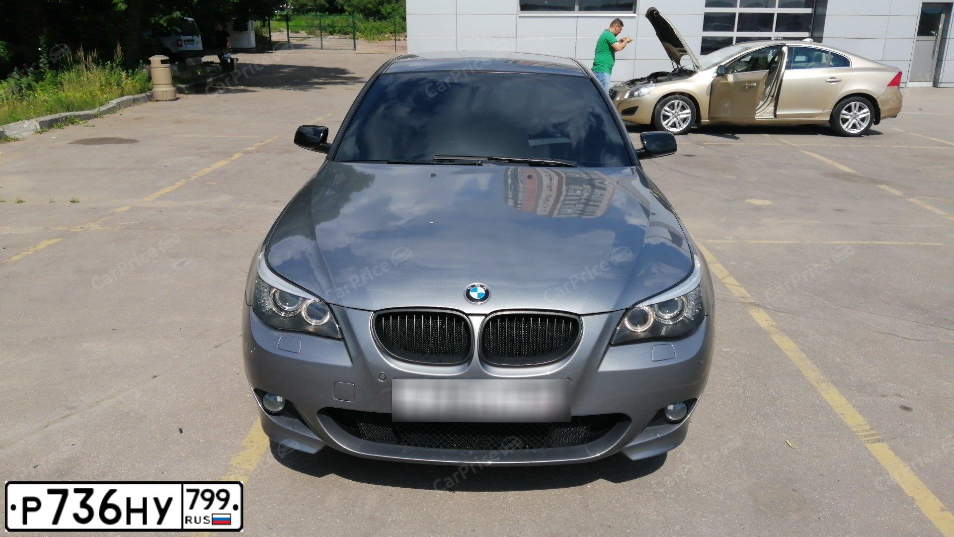 Фото автомобиля BMW W SERIE 5, 2009 — госномер Х793УМ790. Цвет: СЕРЫЙ