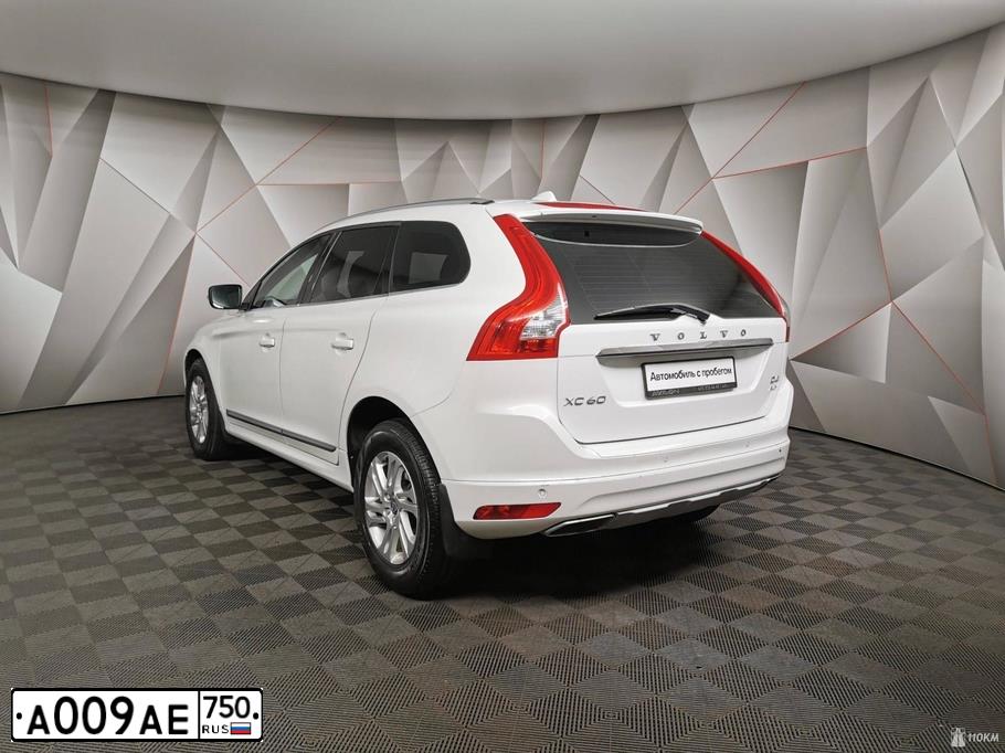 Фото автомобиля VOLVO XC60, 2015 — госномер Т929ТК799. Цвет: Белый