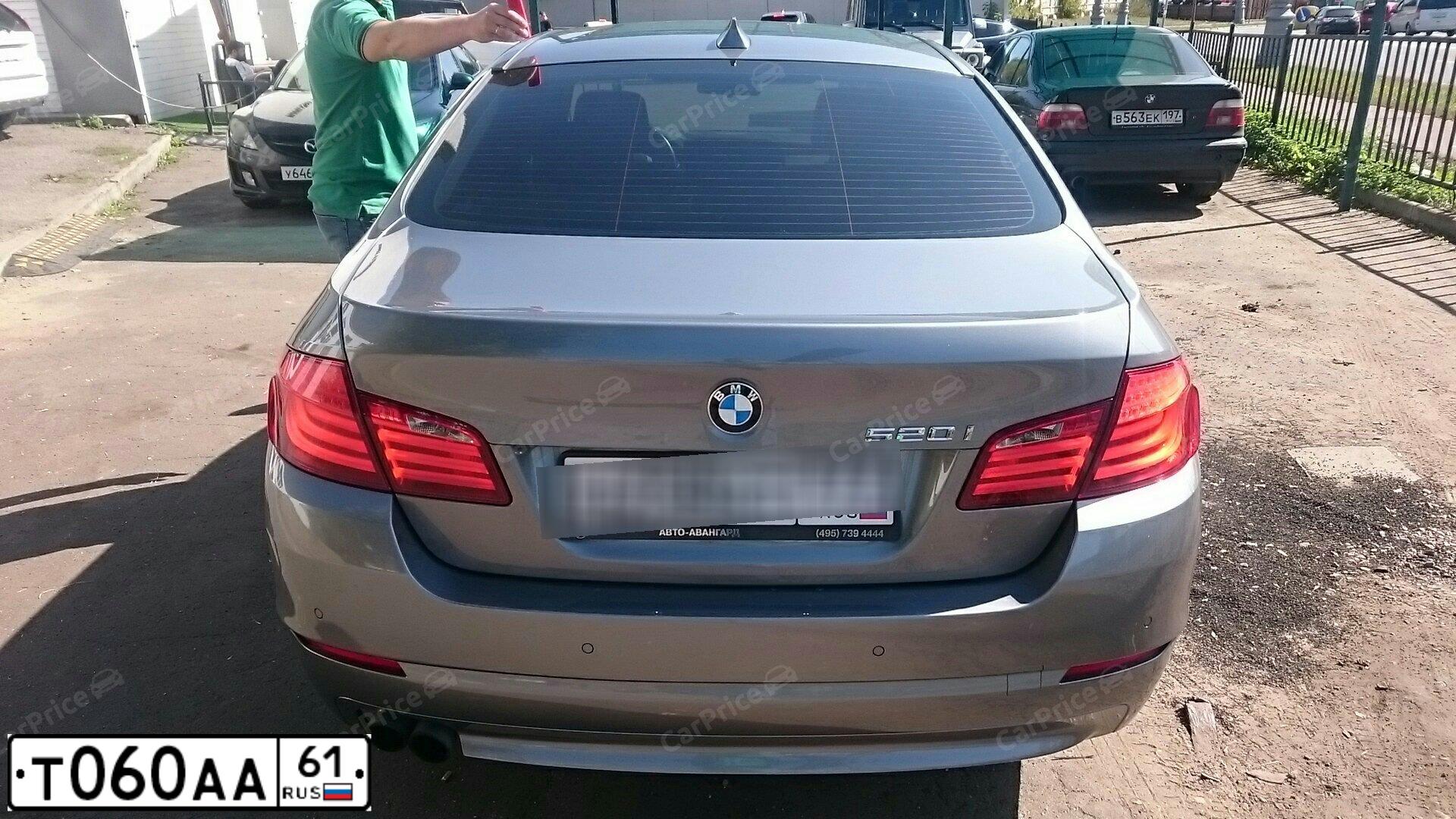 Фото автомобиля BMW SERIE 5, 2013 — госномер Н258ХТ777. Цвет: СЕРЫЙ
