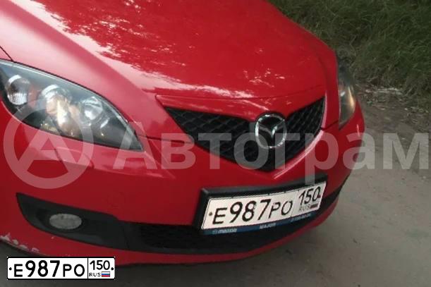 Фото автомобиля MAZDA 3, 2008 — госномер Е987РО150. Цвет: КРАСНЫЙ