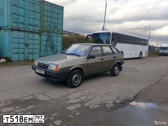 Фото автомобиля LADA 2109 SAMARA, 2001 — госномер С823РУ99. Цвет: СЕРЫЙ
