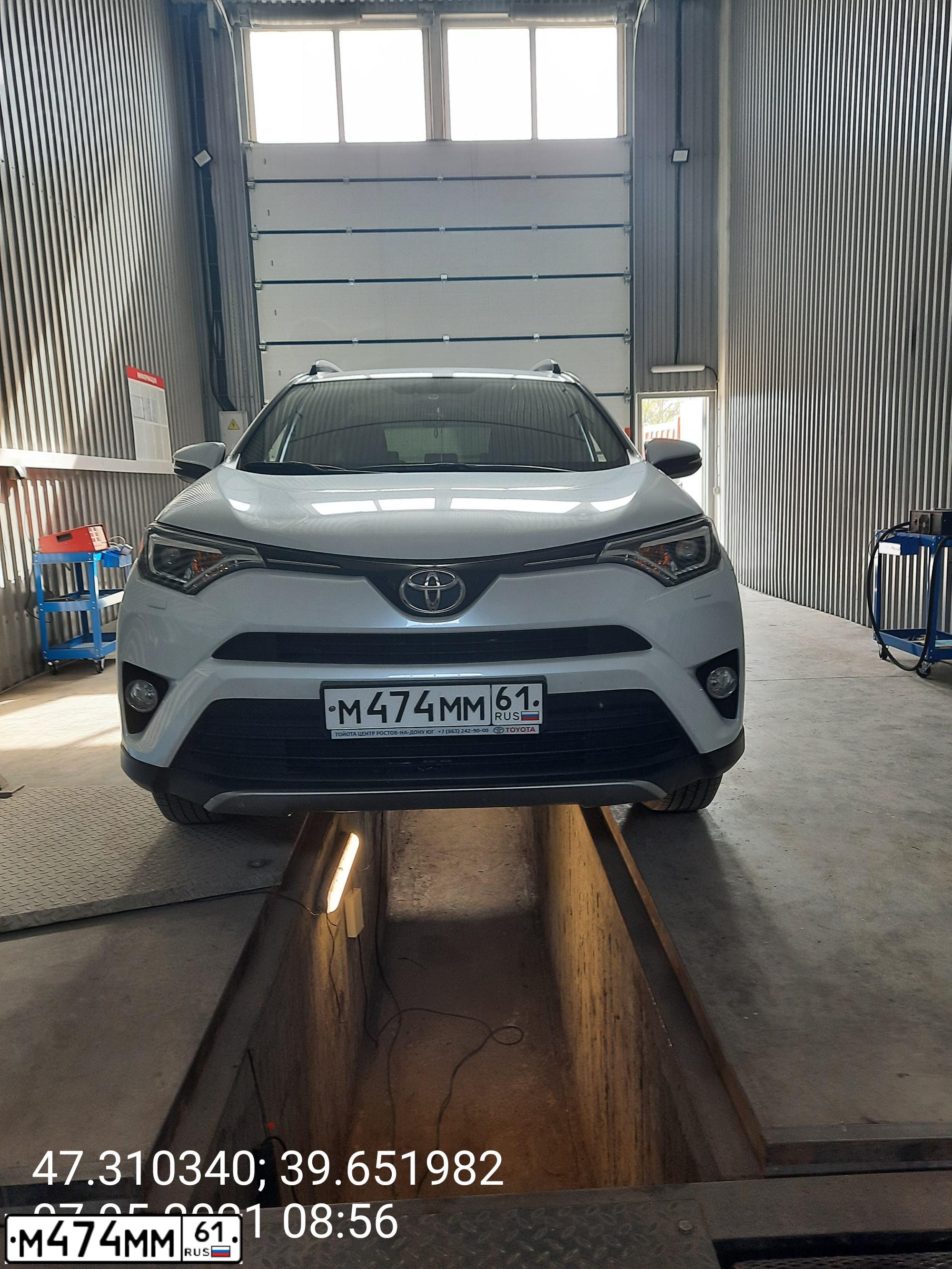 Фото автомобиля LEXUS RX, 2006 — госномер Е810РТ70. Цвет: БЕЖЕВЫЙ