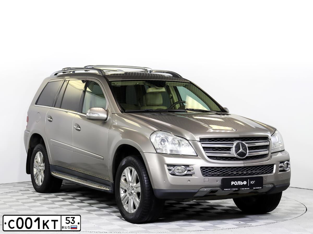 Фото автомобиля MERCEDES GL-KLASSE, 2007 — госномер С001КТ53. Цвет: СЕРО-БЕЖЕВЫЙ