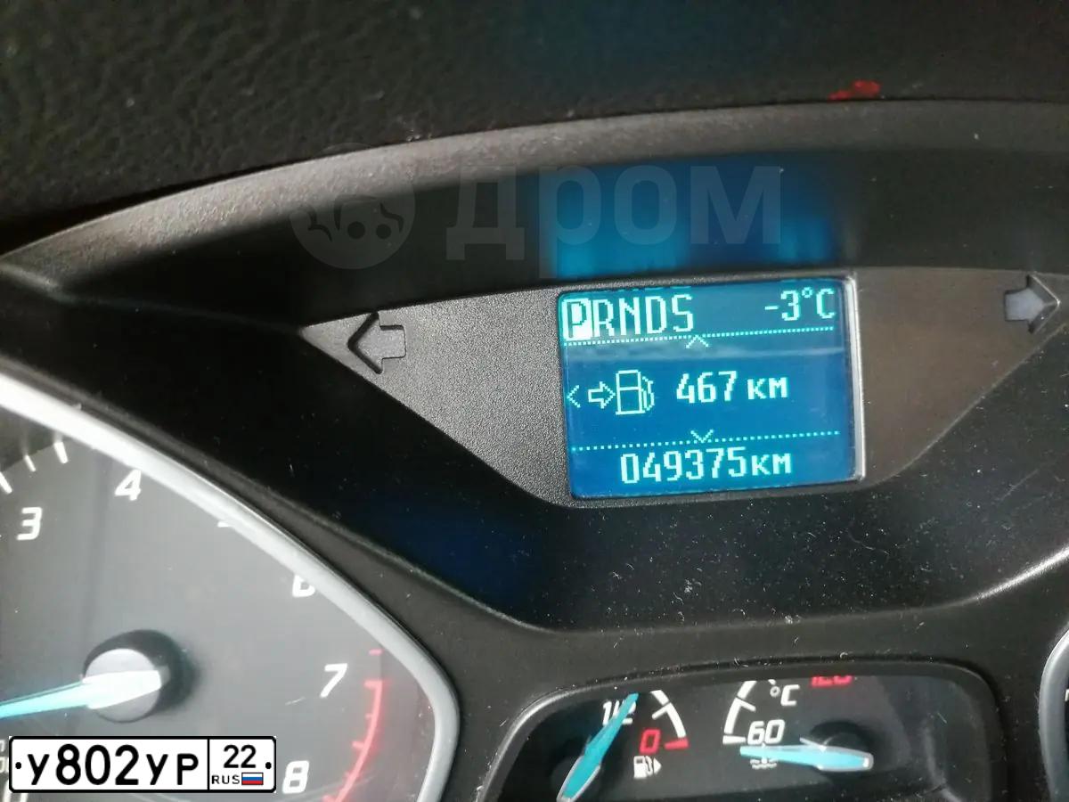Фото автомобиля FORD FOCUS, 2013 — госномер Р777ТХ22. Цвет: СЕРО-КОРИЧНЕВЫЙ