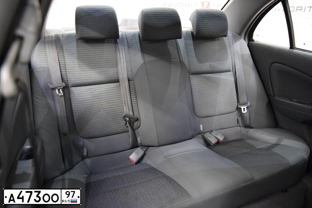 Фото автомобиля NISSAN ALMERA, 2006 — госномер Т966ХА31. Цвет: СЕРО-ЗЕЛЕНЫЙ