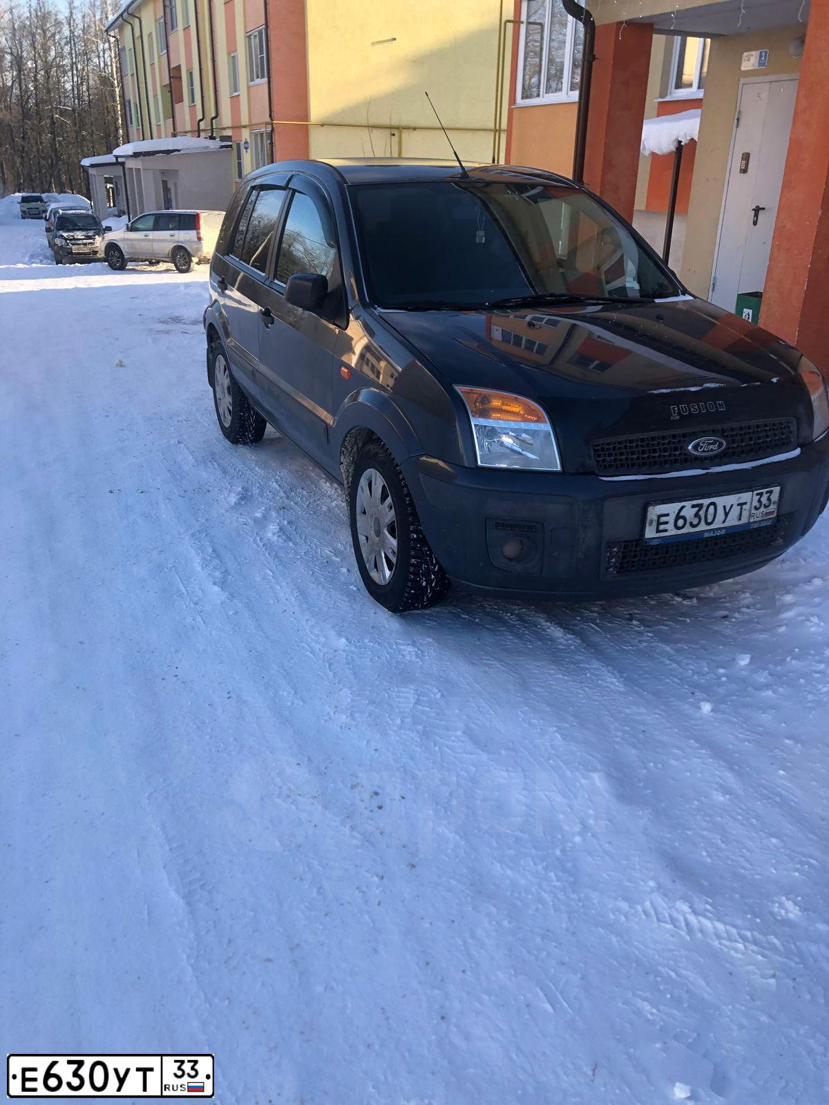 Фото автомобиля FORD FUSION, 2008 — госномер Е630УТ33. Цвет: ТЕМНО-СЕРЫЙ