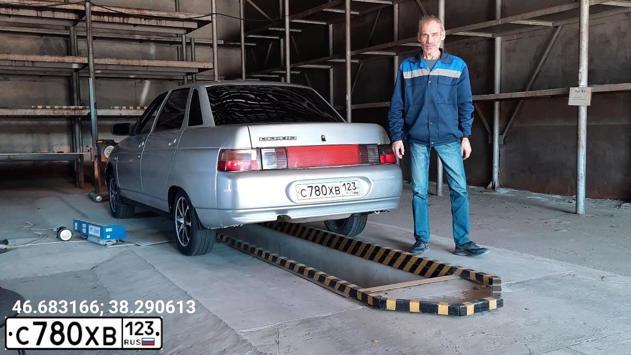 Фото автомобиля LADA 2110, 2004 — госномер С780ХВ123. Цвет: Серебристый