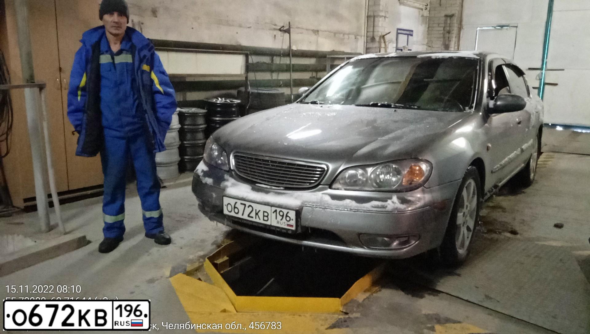 Фото автомобиля NISSAN MAXIMA, 2004 — госномер В251РМ97. Цвет: СЕРЫЙ
