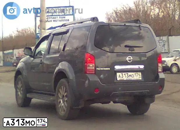 Фото автомобиля NISSAN PATHFINDER, 2010 — госномер А313МО174. Цвет: СЕРО-ГОЛУБОЙ