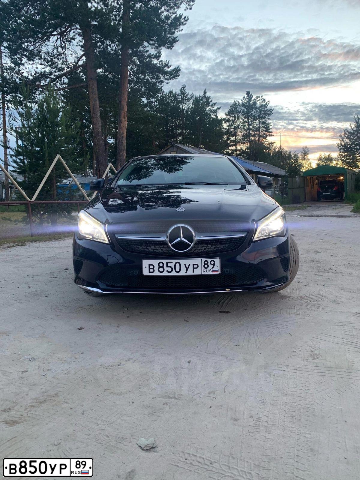 Фото автомобиля MERCEDES-BENZ CLA200, 2017 — госномер Х544НО72. Цвет: синий