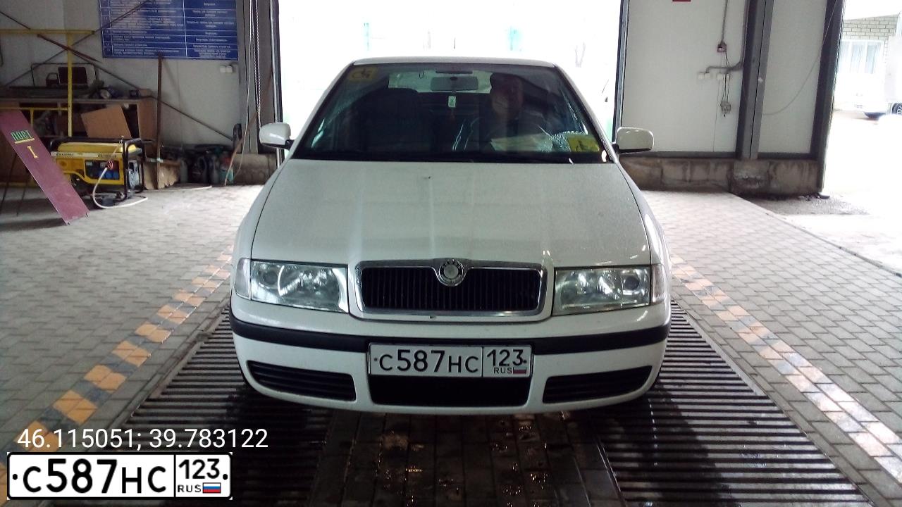 Фото автомобиля SKODA OCTAVIA, 2008 — госномер В006УР193