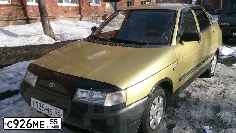 Фото автомобиля LADA 2110, 1999 — госномер С926МЕ55. Цвет: ЗОЛОТОЙ