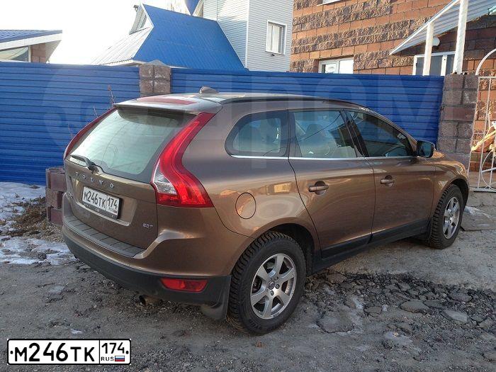 Фото автомобиля VOLVO XC60, 2011 — госномер М246ТК174. Цвет: ЗОЛОТИСТЫЙ