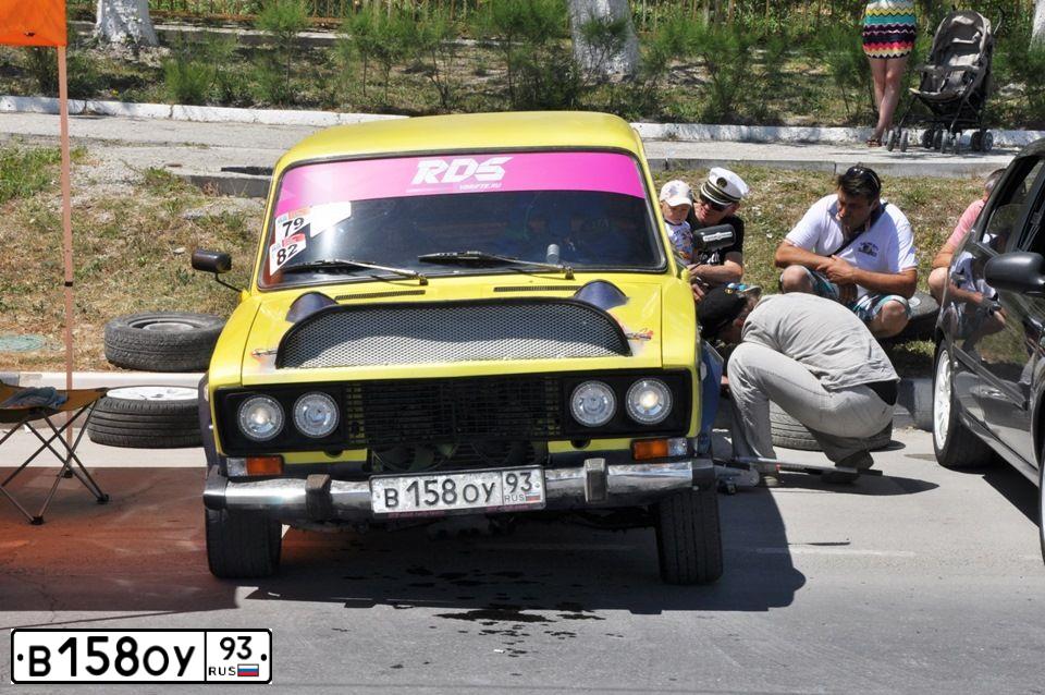 Фото автомобиля LADA 2106, 1984 — госномер В158ОУ93. Цвет: ОХРА ЗОЛОТИСТАЯ