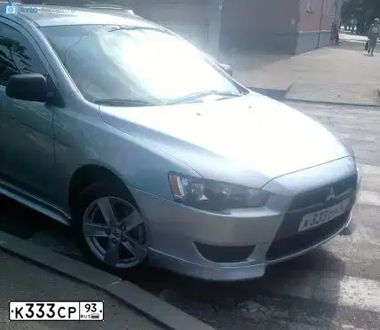 Фото автомобиля MITSUBISHI LANCER, 2007 — госномер К333СР93. Цвет: СЕРЕБРИСТЫЙ