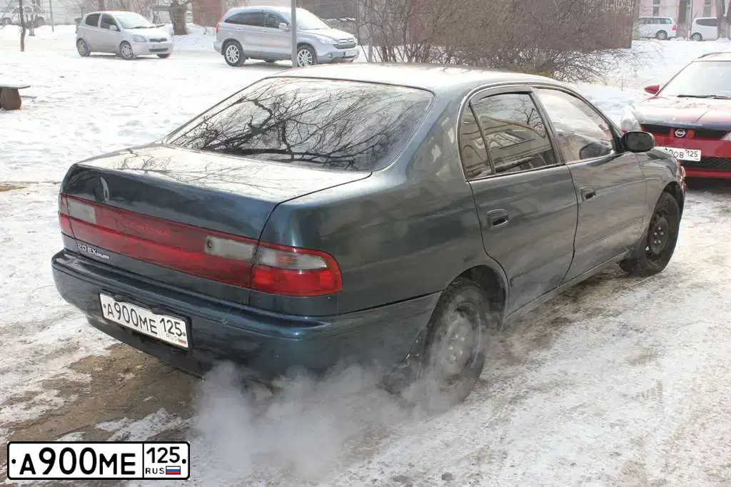 Фото автомобиля TOYOTA CORONA, 1993 — госномер В116КН125