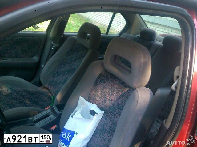 Фото автомобиля NISSAN PRIMERA, 1996 — госномер Е635ТК777. Цвет: КРАСНЫЙ