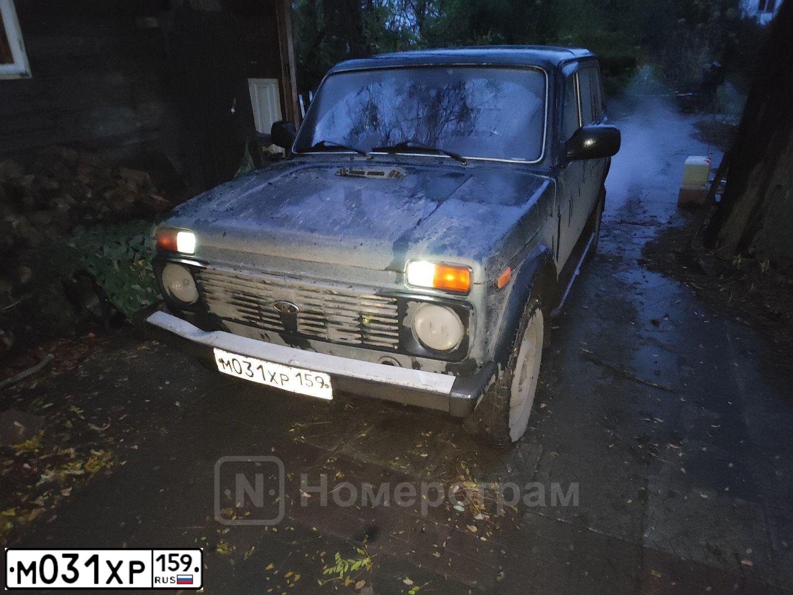 Фото автомобиля LADA NIVA, 2012 — госномер Р438ХК159. Цвет: СЕРО-СИНЕ-ЗЕЛЕНЫЙ