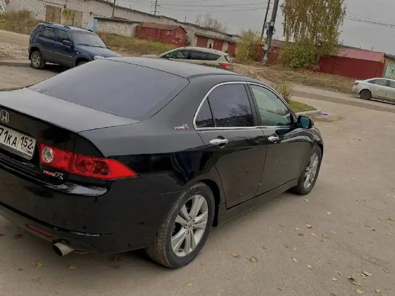 Фото автомобиля HONDA ACCORD, 2007 — госномер В762ХК37. Цвет: ЧЕРНЫЙ