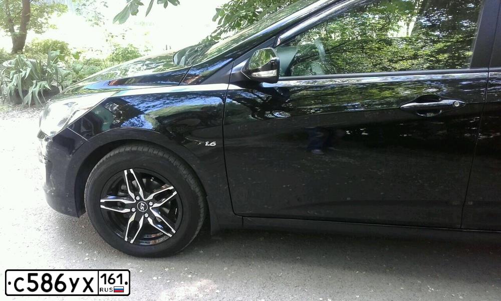 Фото автомобиля HYUNDAI SOLARIS, 2016 — госномер А530ЕВ181